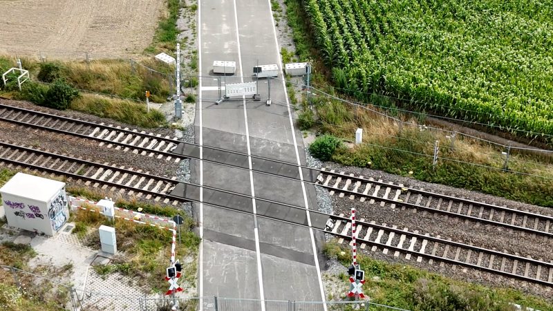 Bahnübergang in Werl seit 4 Jahren gesperrt (Foto: SAT.1 NRW)