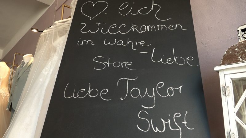 Hochzeit in „Swiftkirchen“? Gelsenkirchen buhlt um Taylor Swift und Travis Kelce (Foto: SAT.1 NRW)