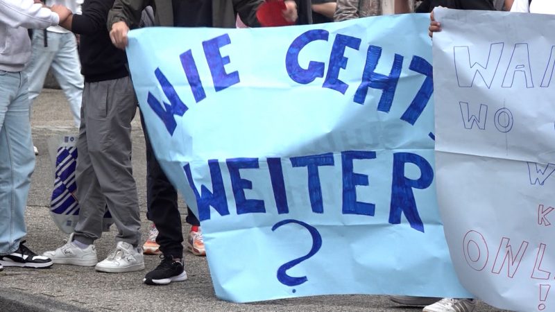 Brandschutzmängel am Berufskolleg: Schüler protestieren gegen Onlineunterricht (Foto: SAT.1 NRW)