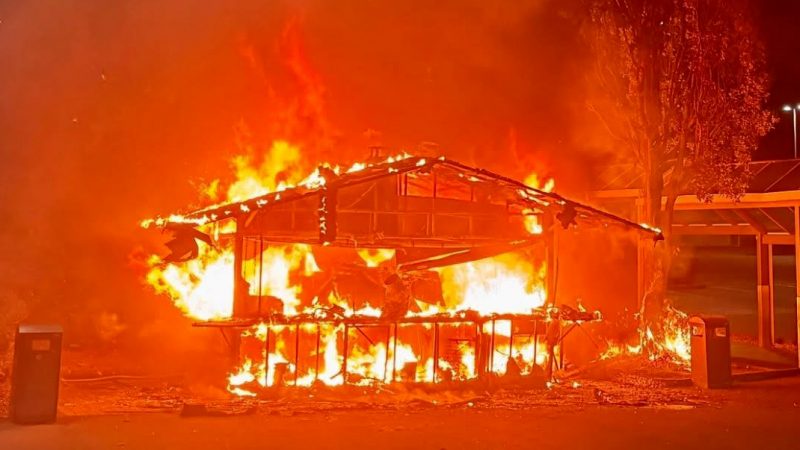 Soest: Imbissstand in Flammen (Foto: SAT.1 NRW)