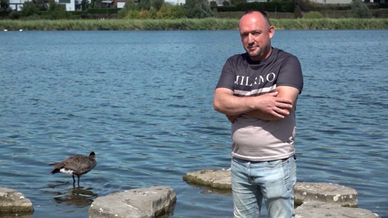 Held vom Phoenix-See: Dortmunder rettet vier Menschen aus gekentertem Boot (Foto: SAT.1 NRW)