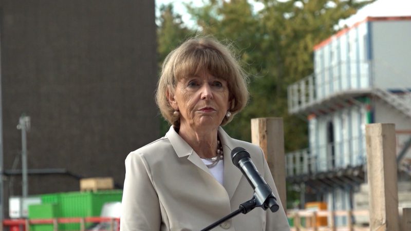 Abschied nach zehn Jahren (Foto: SAT.1 NRW)