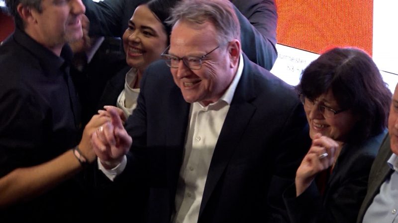 SPD-Sieg in Köln: Thorsten Burmester wird neuer Oberbürgermeister (Foto: SAT.1 NRW)