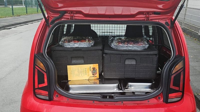 Gestohlener Pizza-Wagen taucht nach 17.000 Kilometern wieder auf (Foto: SAT.1 NRW)