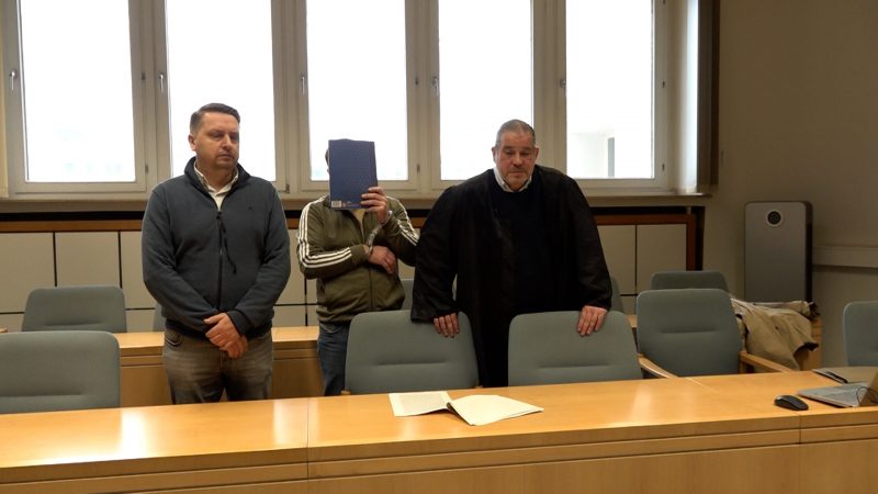 Schüsse aus Eifersucht in Duisburg – Prozess gestartet (Foto: SAT.1 NRW)
