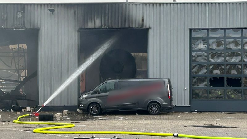 Explosion eines Tanklasters verletzt zwei Menschen schwer (Foto: SAT.1 NRW)