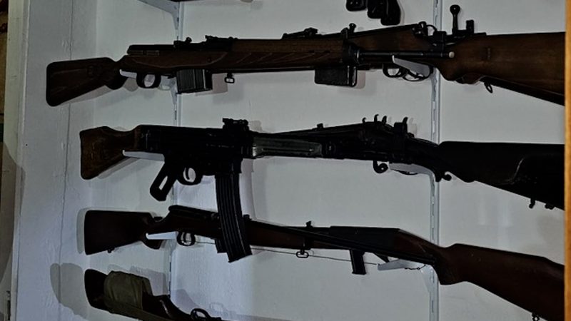Noch mehr geheime Waffen in Remscheid (Foto: SAT.1 NRW)