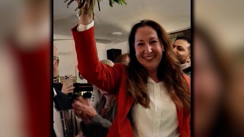 Neue Details zum Angriff auf Herdeckes Bürgermeisterin Iris Stalzer (Foto: SAT.1 NRW)