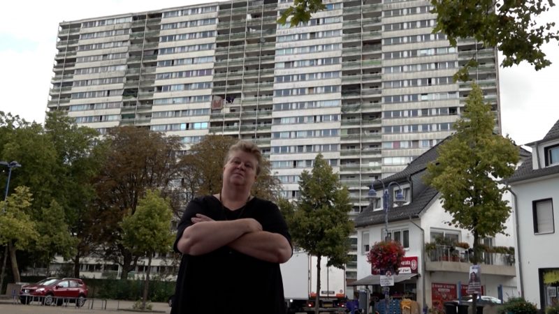 Duisburgs „Weiße Riesen“: Verfall, Müll und Kriminalität statt Neuanfang (Foto: SAT.1 NRW)
