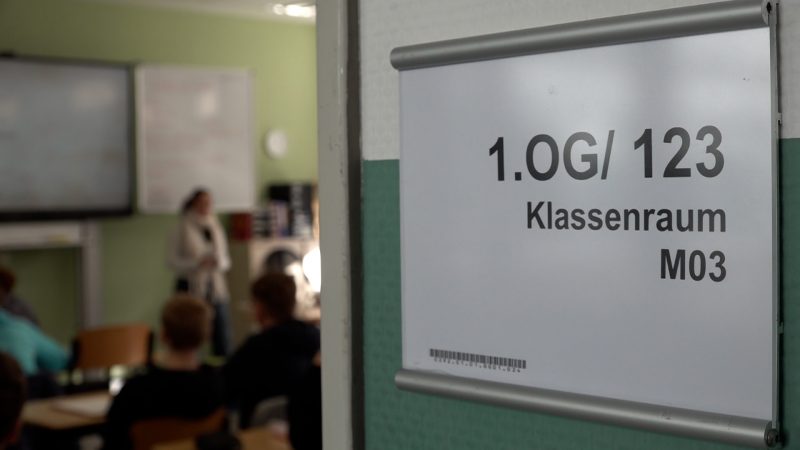 Streit um KI an Schulen – Lernen oder Faulsein? (Foto: SAT.1 NRW)