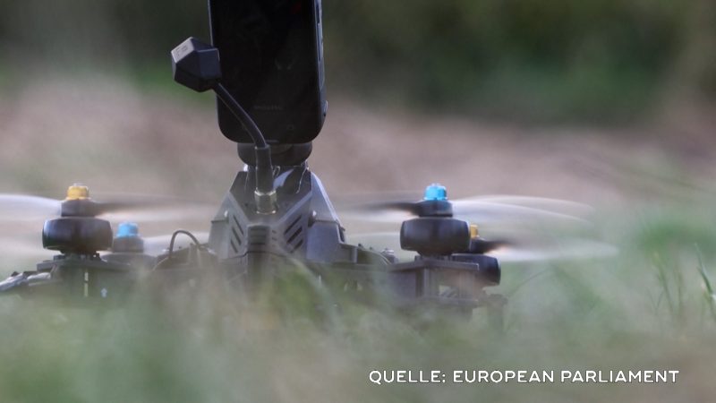 Wie gefährlich dürfen Drohnen werden – und wie wehrt man sie ab? (Foto: SAT.1 NRW)