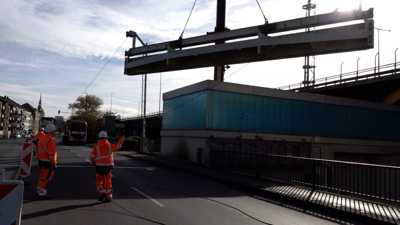Duisburg trainiert Hochwasserschutz (Foto: SAT.1 NRW)