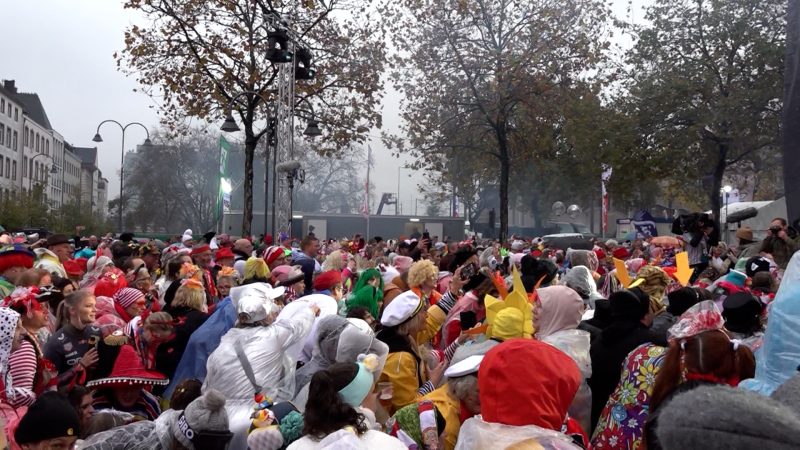 Karneval in Köln – Freude trifft Frust vor dem 11.11. (Foto: SAT.1 NRW)