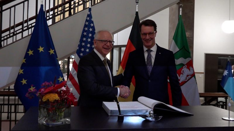 Gouverneur von Minnesota zu Besuch bei Hendrik Wüst (Foto: SAT.1 NRW)