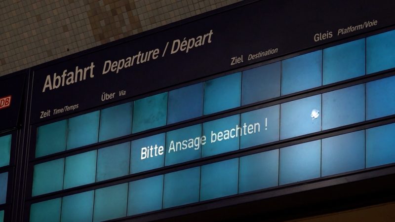 Bahn-Chaos zwischen Köln und Düsseldorf (Foto: SAT.1 NRW)
