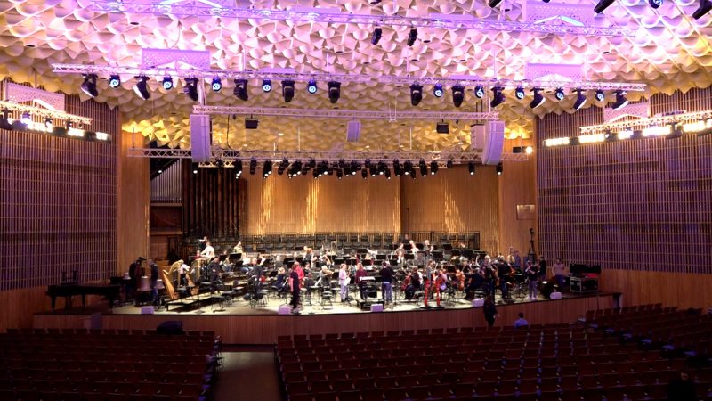 Zurück im Rampenlicht – die neue Beethovenhalle (Foto: SAT.1 NRW)